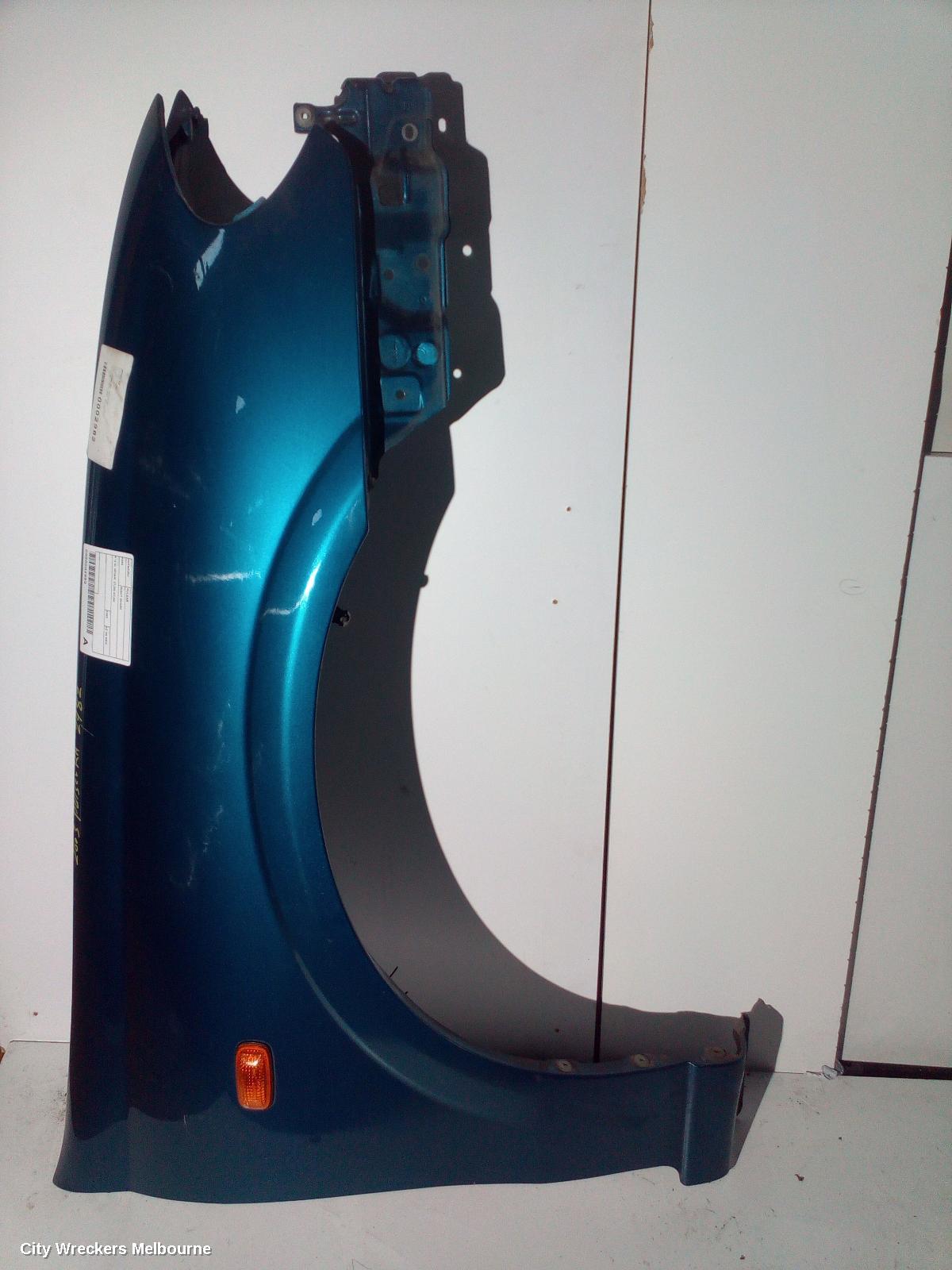 NISSAN PULSAR RIGHT GUARD, N16 SI, SEDAN, 07/2000 - 07/2003