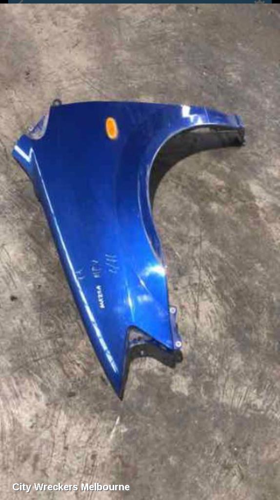 MAZDA MPV LEFT GUARD, LV, 03/1996 - 07/1999