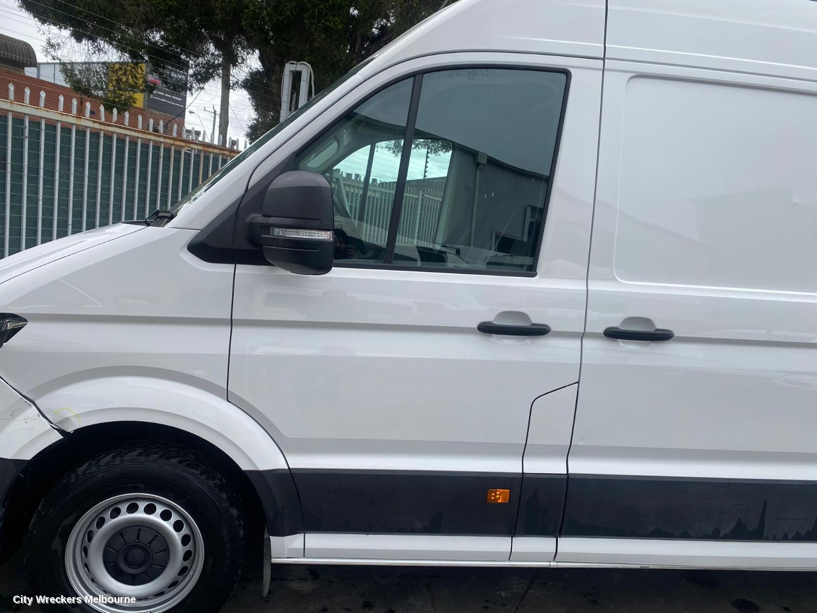 VOLKSWAGEN CRAFTER LEFT HEADLAMP, SY1, HALOGEN TYPE, 08/2017 ONWARDS