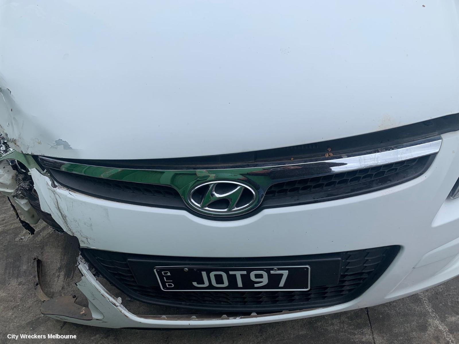 HYUNDAI I30 LEFT TAILLIGHT, FD, HATCH, 09/2007 - 04/2012