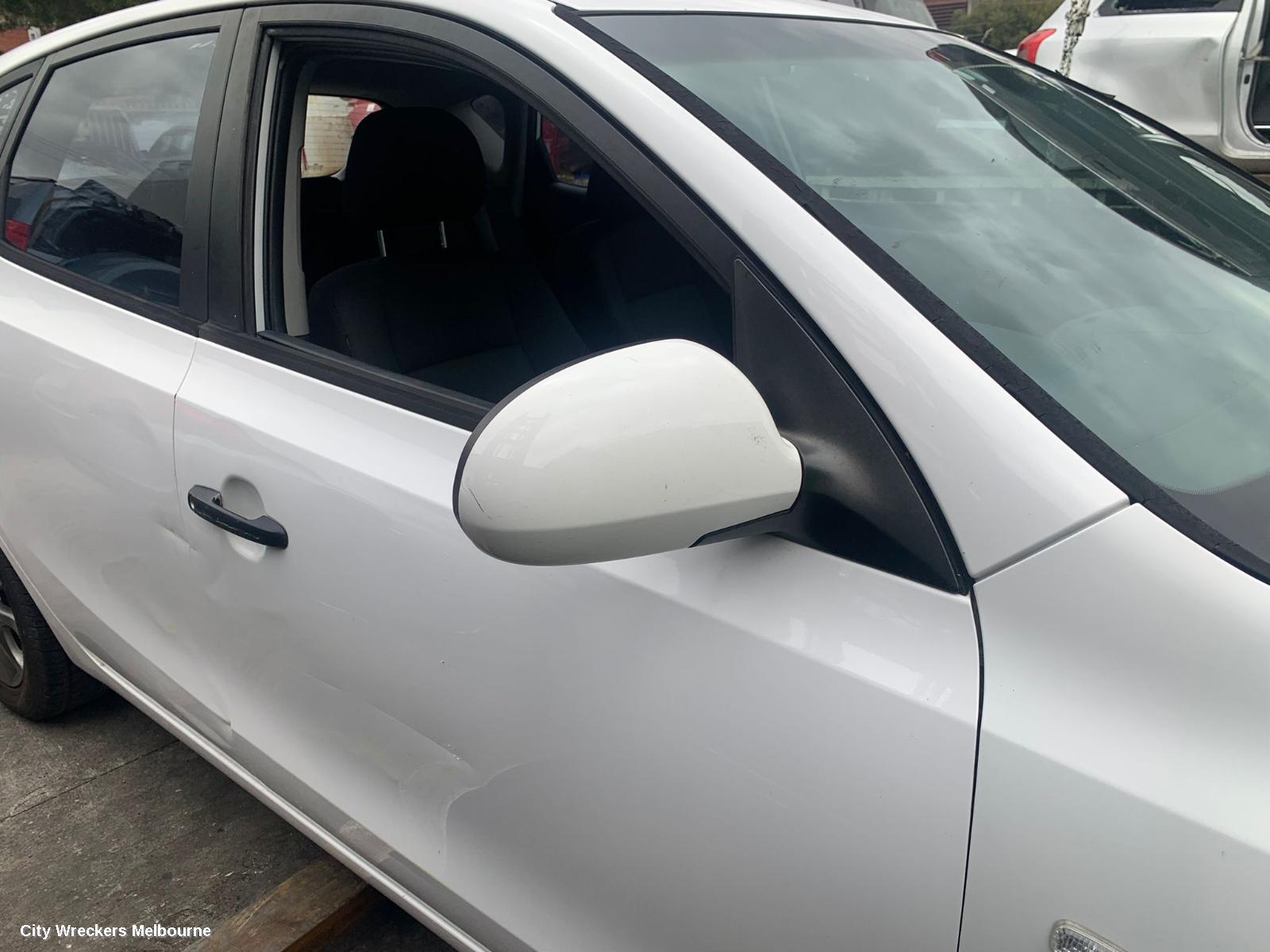 HYUNDAI I30 LEFT TAILLIGHT, FD, HATCH, 09/2007 - 04/2012
