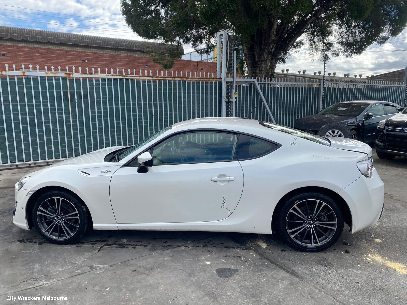 TOYOTA 86 COMPLETE INTERIOR, ZN6, PARTIAL LEATHER, GTS, 04/2012 - 09/2021