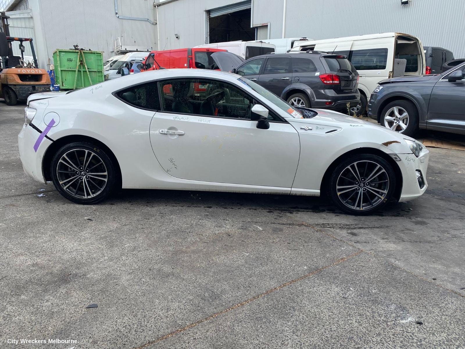 TOYOTA 86 COMPLETE INTERIOR, ZN6, PARTIAL LEATHER, GTS, 04/2012 - 09/2021