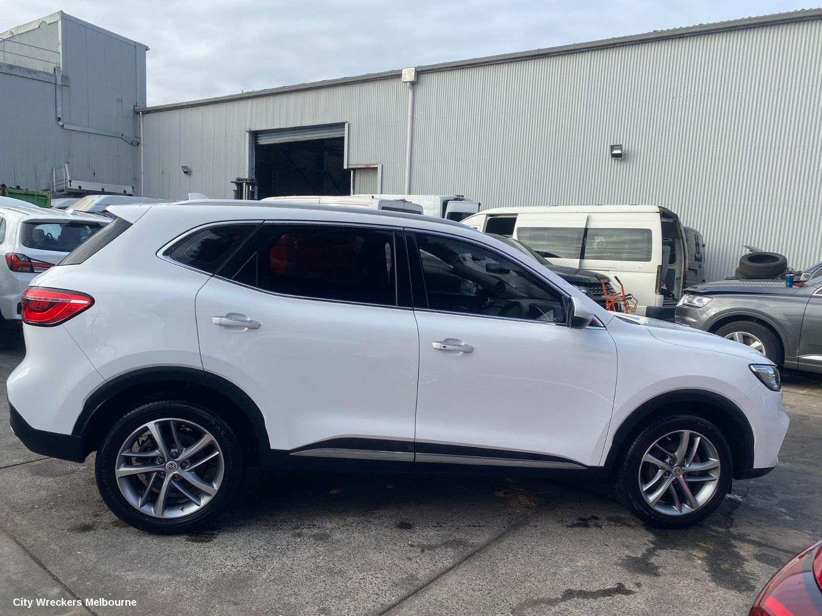 MG HS LEFT DOOR MIRROR, SAS23, HEATED, ELECT ADJ, COLOUR CODED, 09/2019 ONWARDS