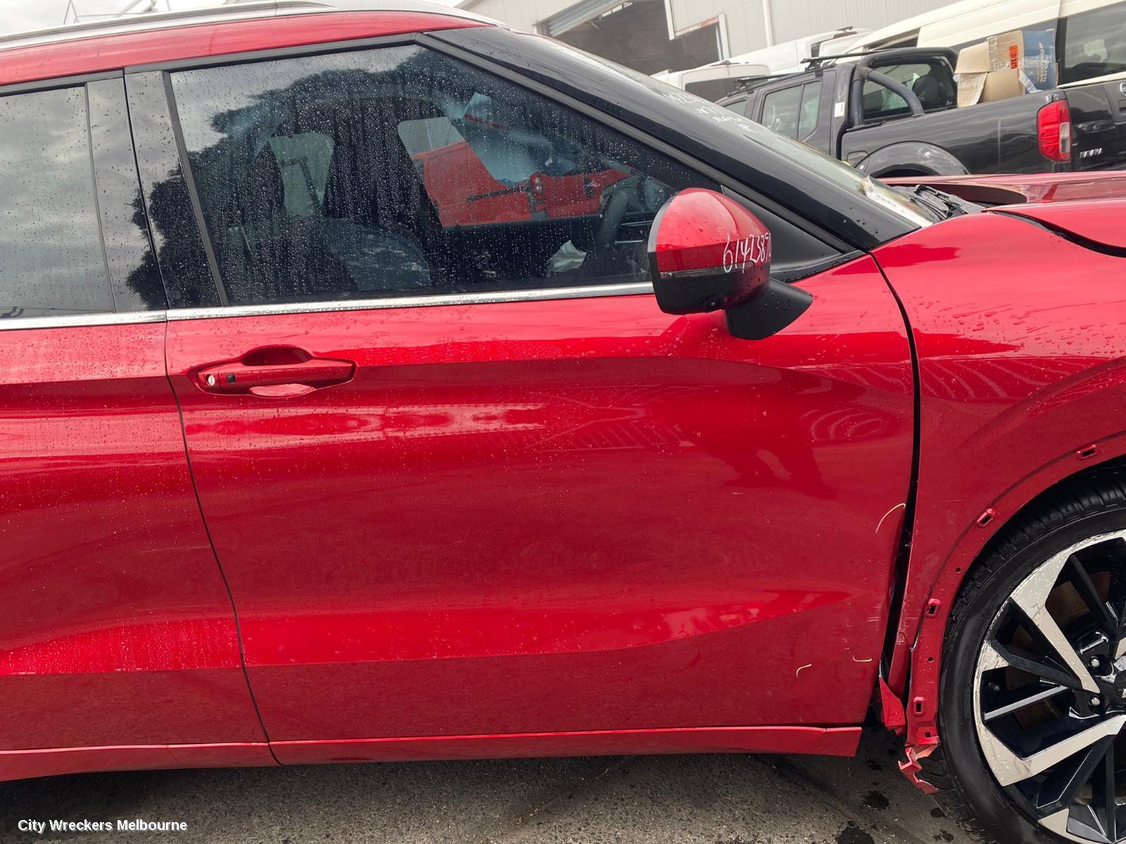 MITSUBISHI OUTLANDER ROOF RAIL
