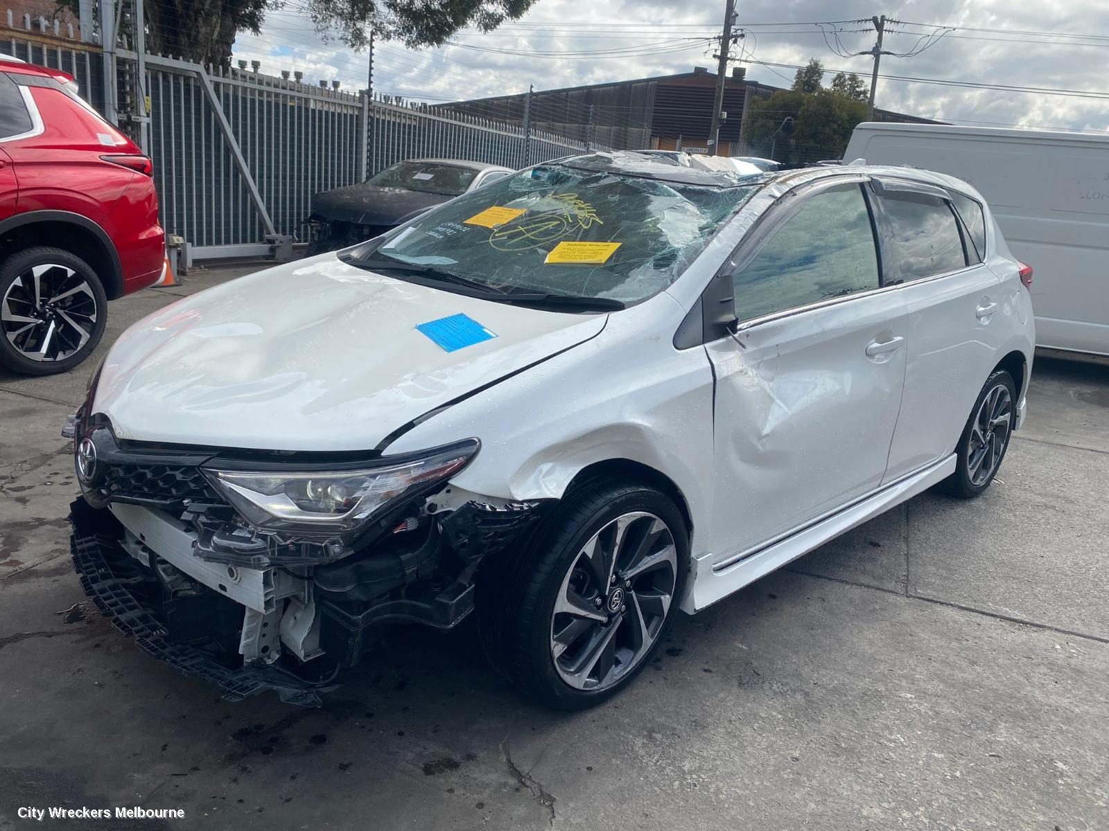 TOYOTA COROLLA INTERIOR MIRROR, ZRE182R 10/2012 - 06/2018