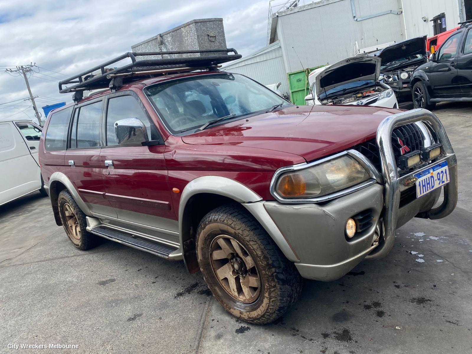 MITSUBISHI CHALLENGER RIGHT TAILLIGHT, PA, 09/2000 - 05/2004