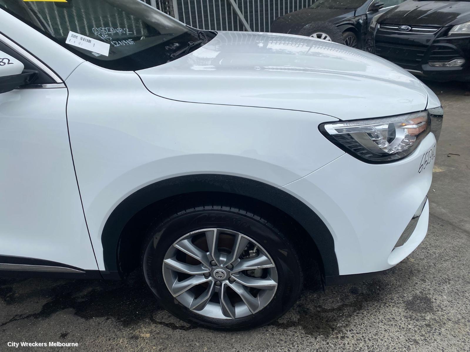 MG HS HEADREST, SAS23, 08/2019 - 12/2024