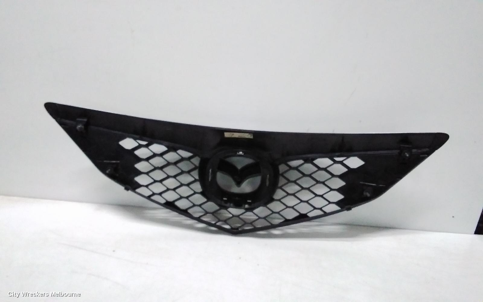MAZDA 3 GRILLE, RADIATOR GRILLE, BK, SEDAN, 2.0, COLOUR CODED, 07/2006 - 04/2009