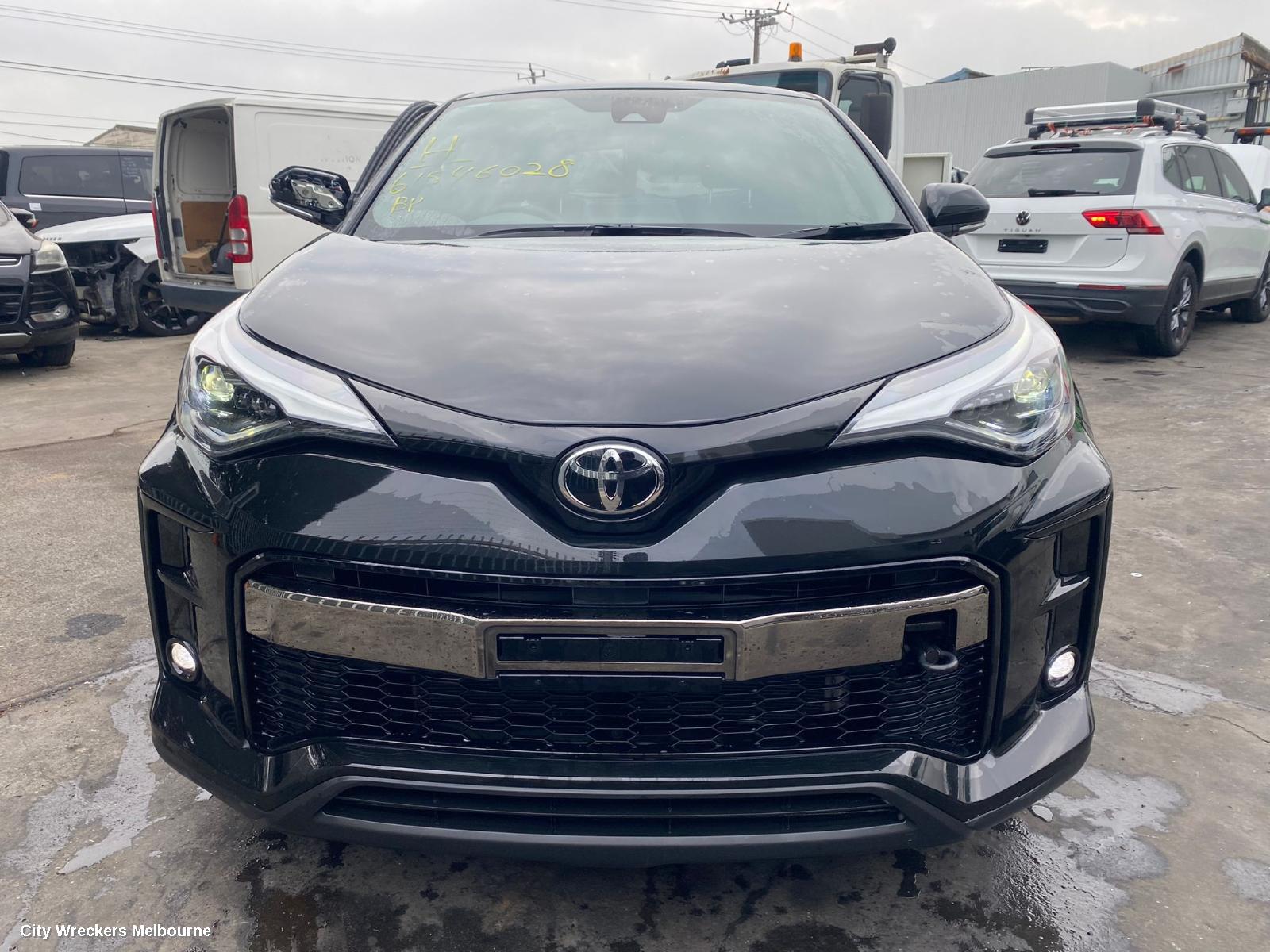 TOYOTA C-HR RIGHT REAR DOOR WINDOW, GEN 1, DARK TYPE, 12/2016 ONWARDS