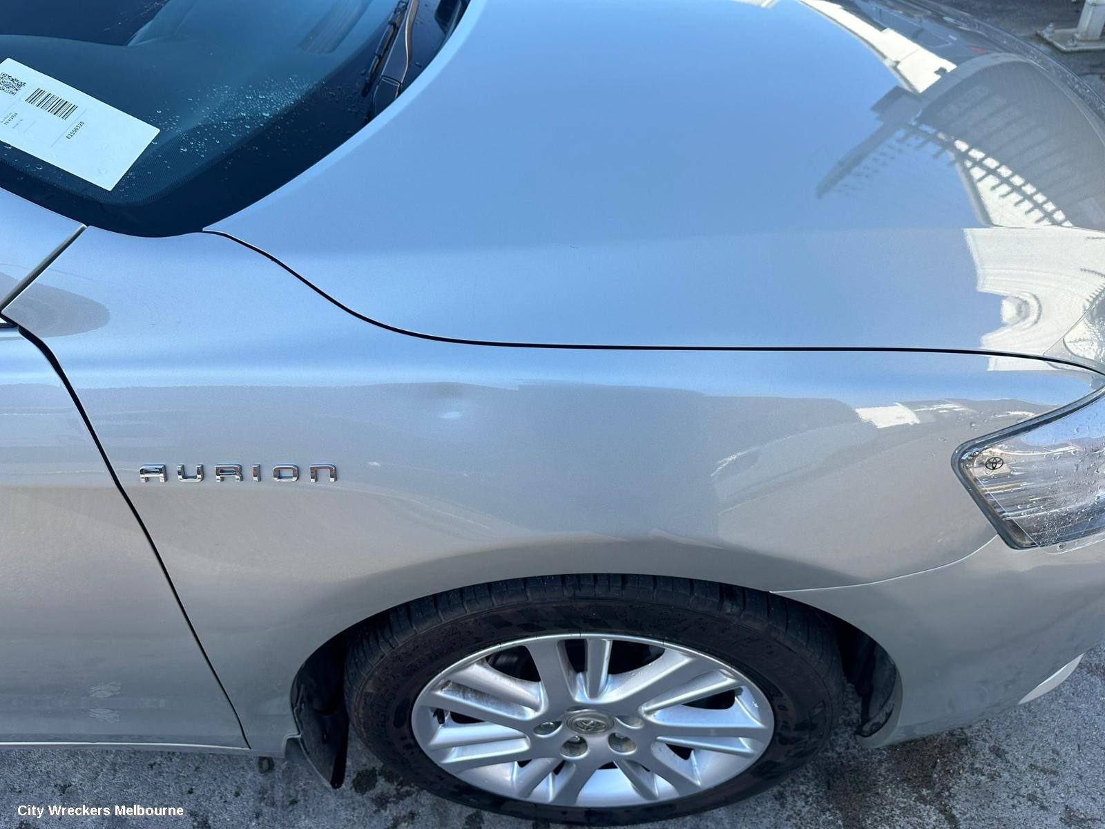 TOYOTA AURION RIGHT FRONT DOOR, GSV40R, 09/2009 - 03/2012