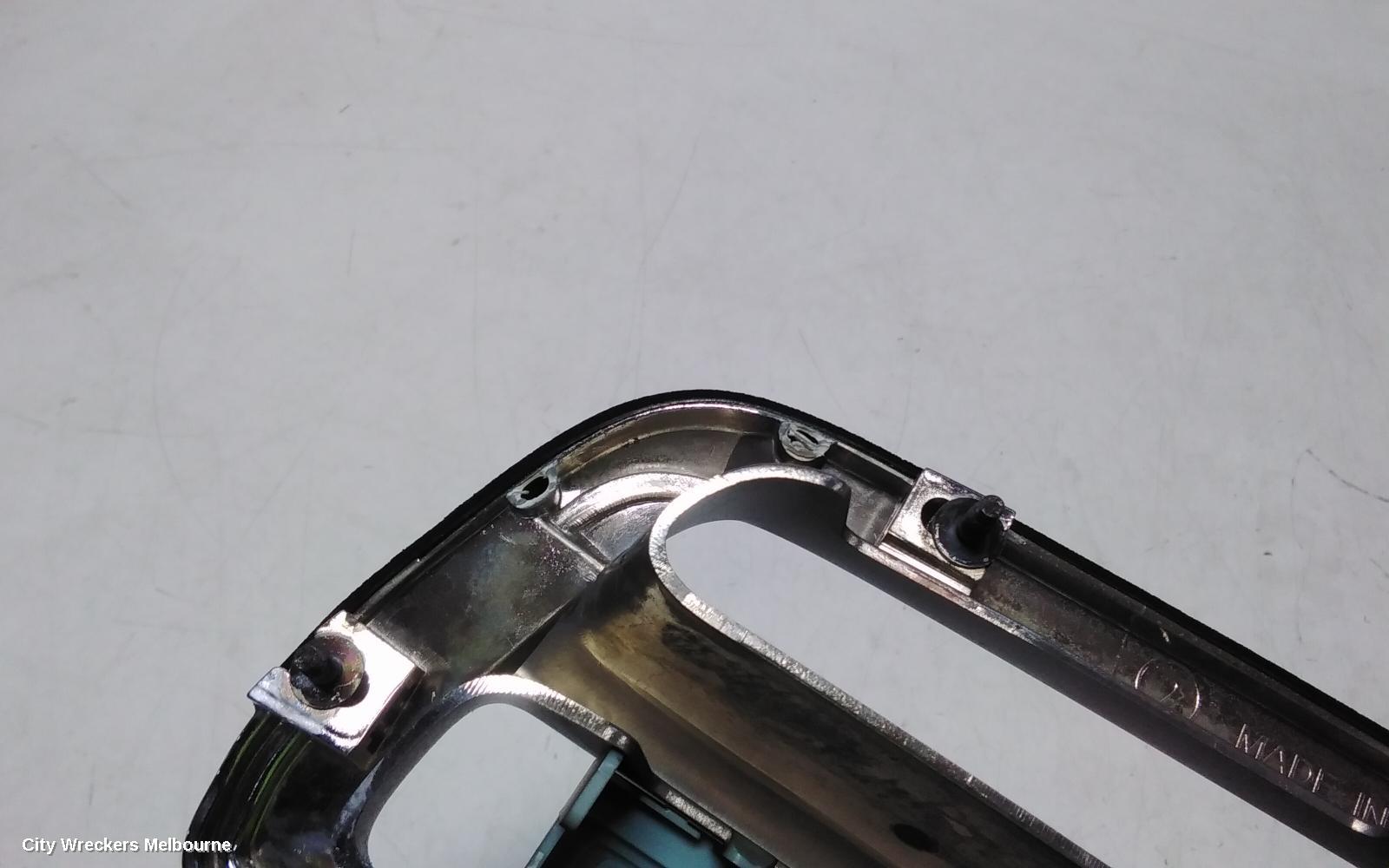 SUBARU OUTBACK GRILLE, 3RD GEN 07/2001 - 08/2003