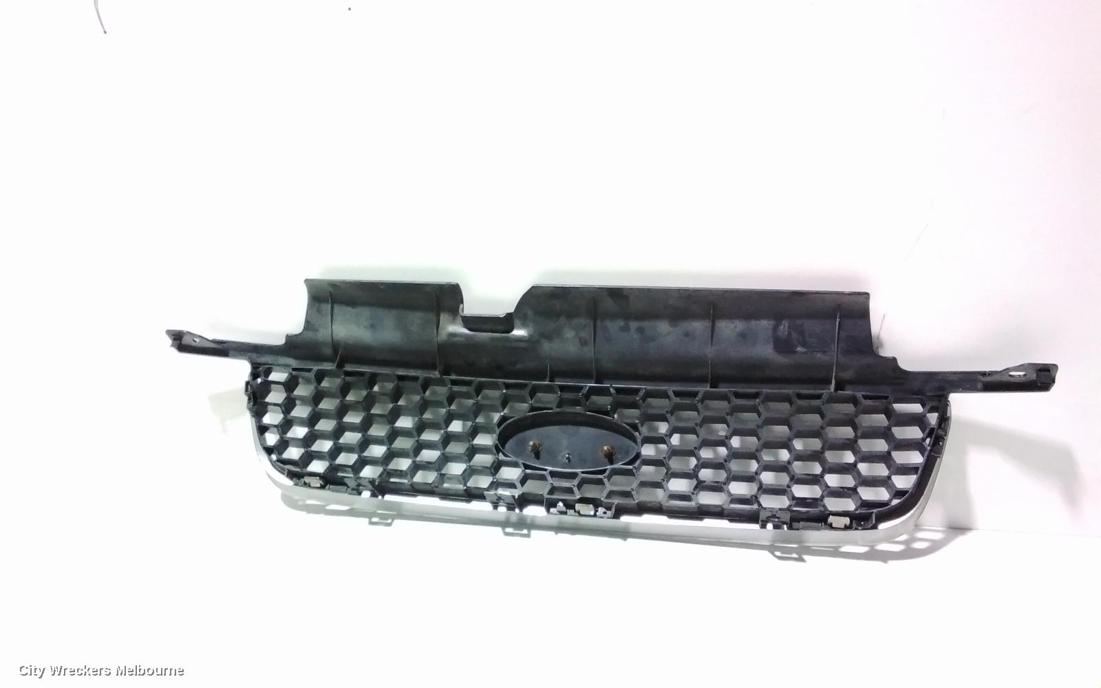 FORD ESCAPE GRILLE, BA, BLACK & CHROME, XLT, 02/2001 - 03/2003