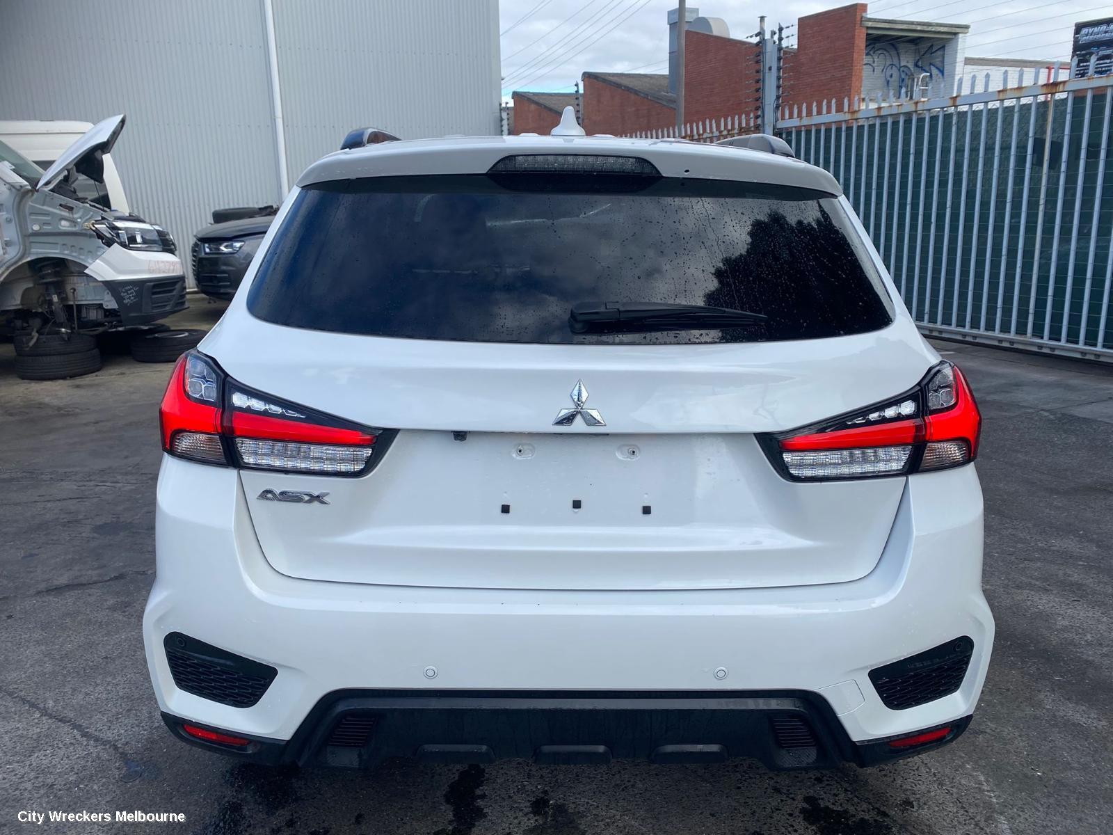 MITSUBISHI ASX REVERSE CAMERA, FRONT CAMERA & CONTROL UNIT (WINDSCREEN MOUNTED), XC-XD, 07/2017 ONWARDS