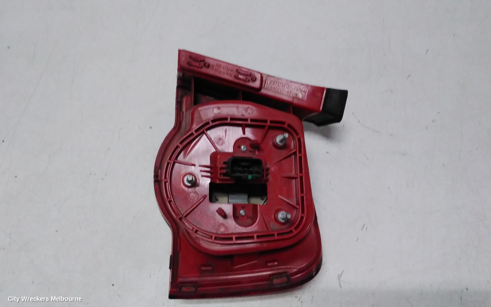 VOLKSWAGEN PASSAT LEFT TAILLIGHT, 3C/MK6 B6, SEDAN, NON TINTED TYPE, 03/2006 - 09/2010