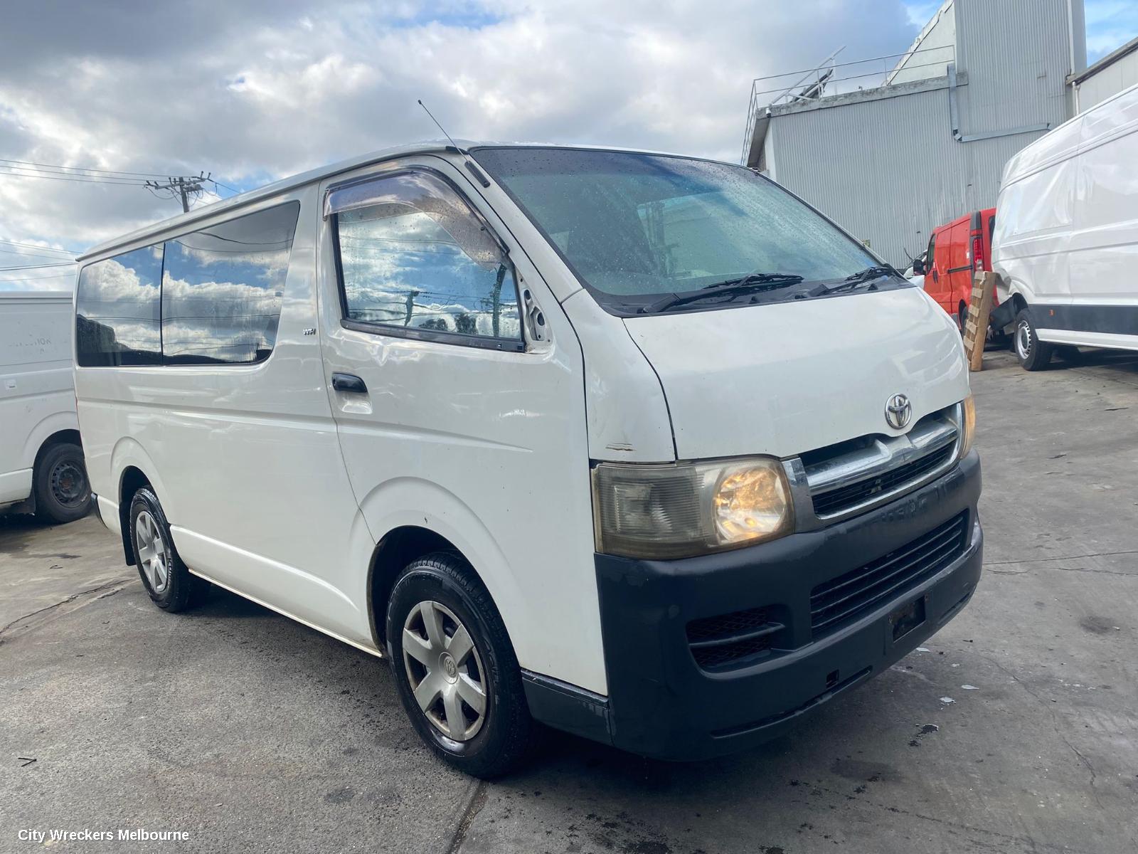 TOYOTA HIACE ALTERNATOR, PETROL, 2.7, 2TR-FE, MANUAL T/M, TRH, 03/2005 - 02/2015