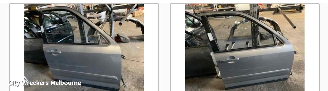 HONDA CRV RIGHT FRONT DOOR, RD7, 12/2001 - 02/2007