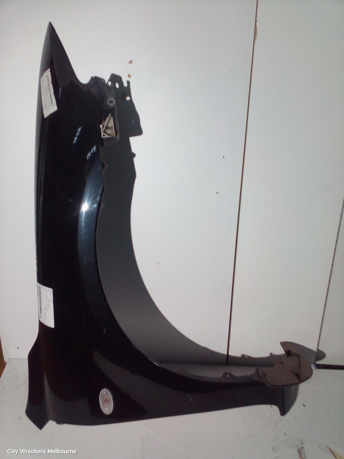 MAZDA 6 RIGHT GUARD, GG/GY, STANDARD TYPE, 09/2002 - 01/2008