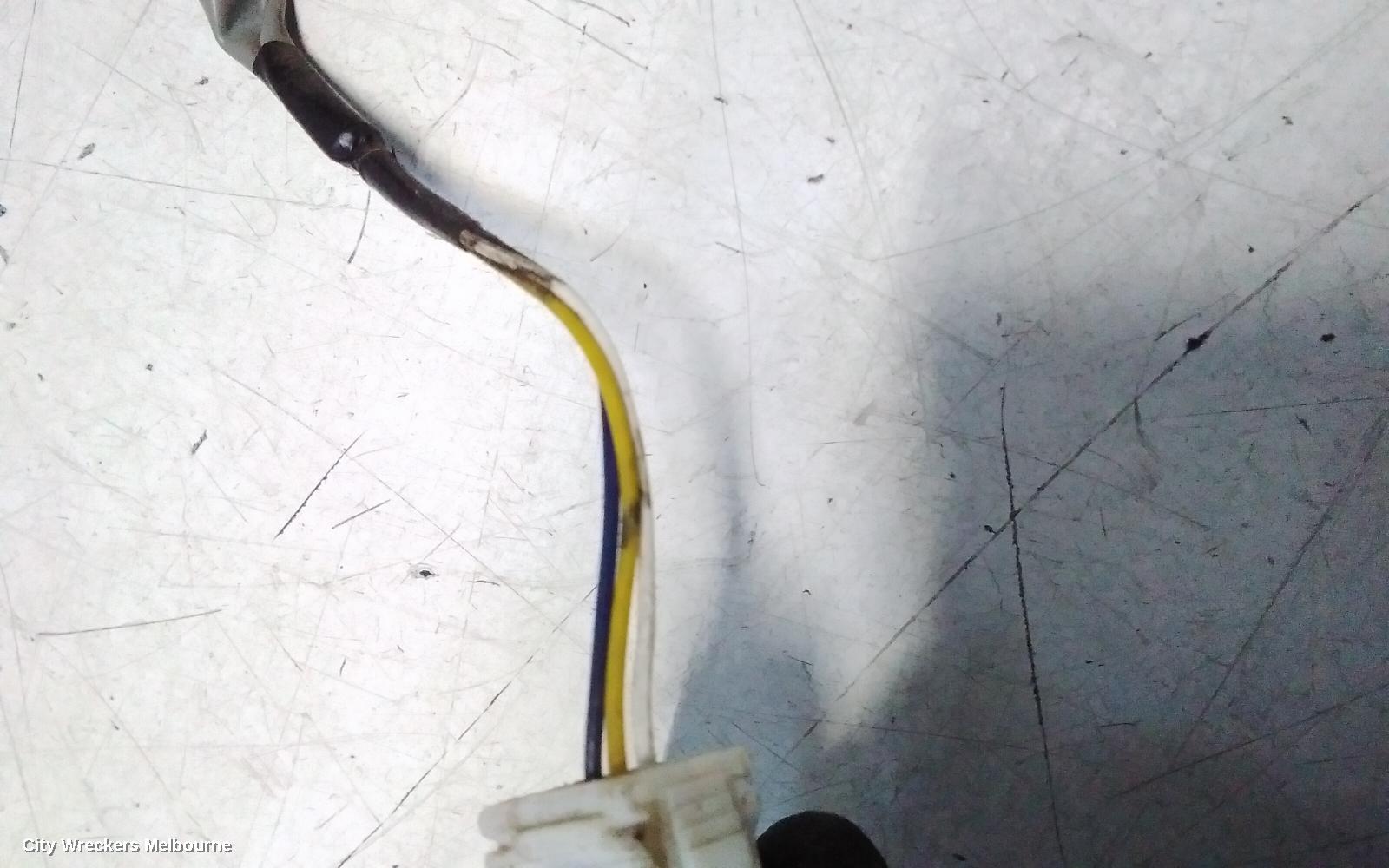 MITSUBISHI OUTLANDER LEFT DOOR MIRROR, ZG, 3 WIRE TYPE, 11/2006 - 09/2009