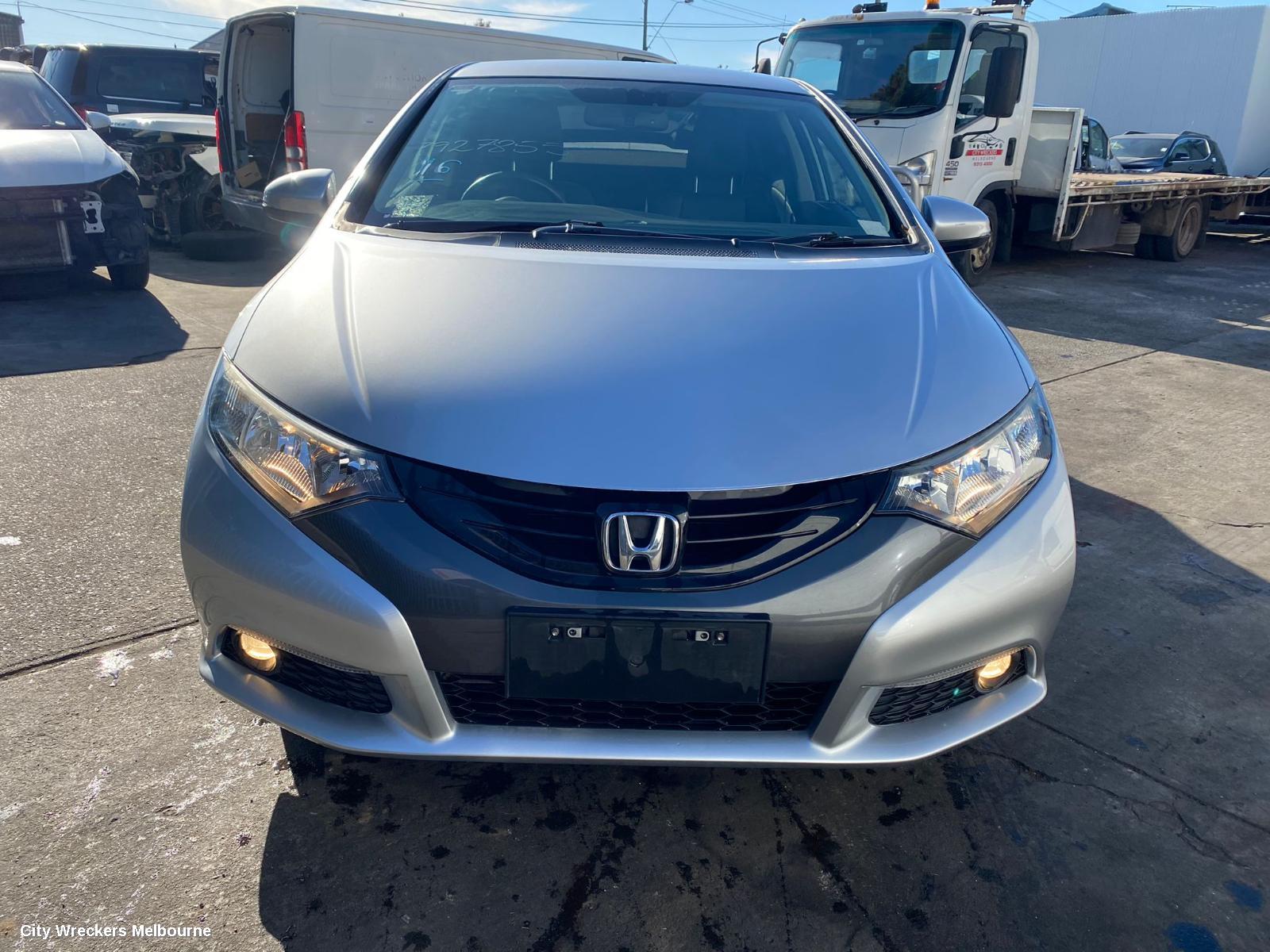 HONDA CIVIC LEFT FRONT DOOR, 9TH GEN, HATCH (VIN SHHFK), 06/2012 - 03/2015