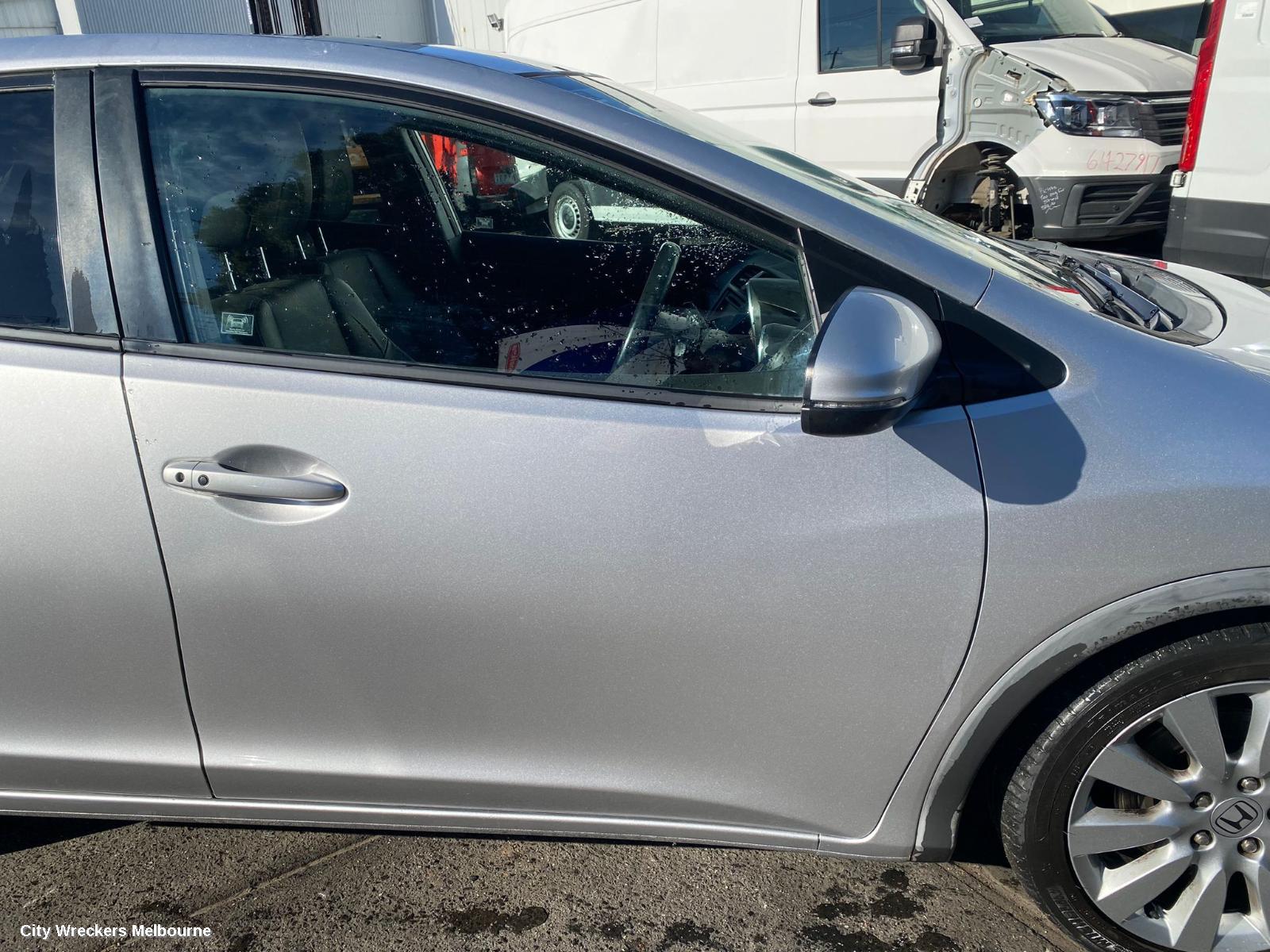 HONDA CIVIC LEFT FRONT DOOR, 9TH GEN, HATCH (VIN SHHFK), 06/2012 - 03/2015