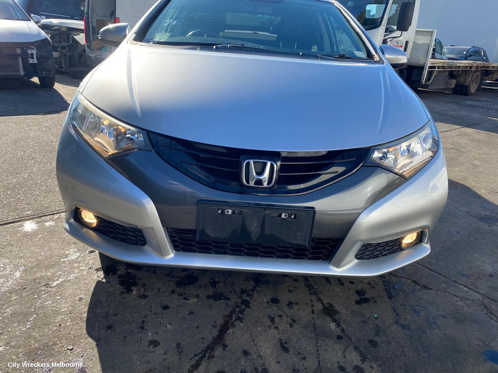 HONDA CIVIC LEFT FRONT DOOR, 9TH GEN, HATCH (VIN SHHFK), 06/2012 - 03/2015