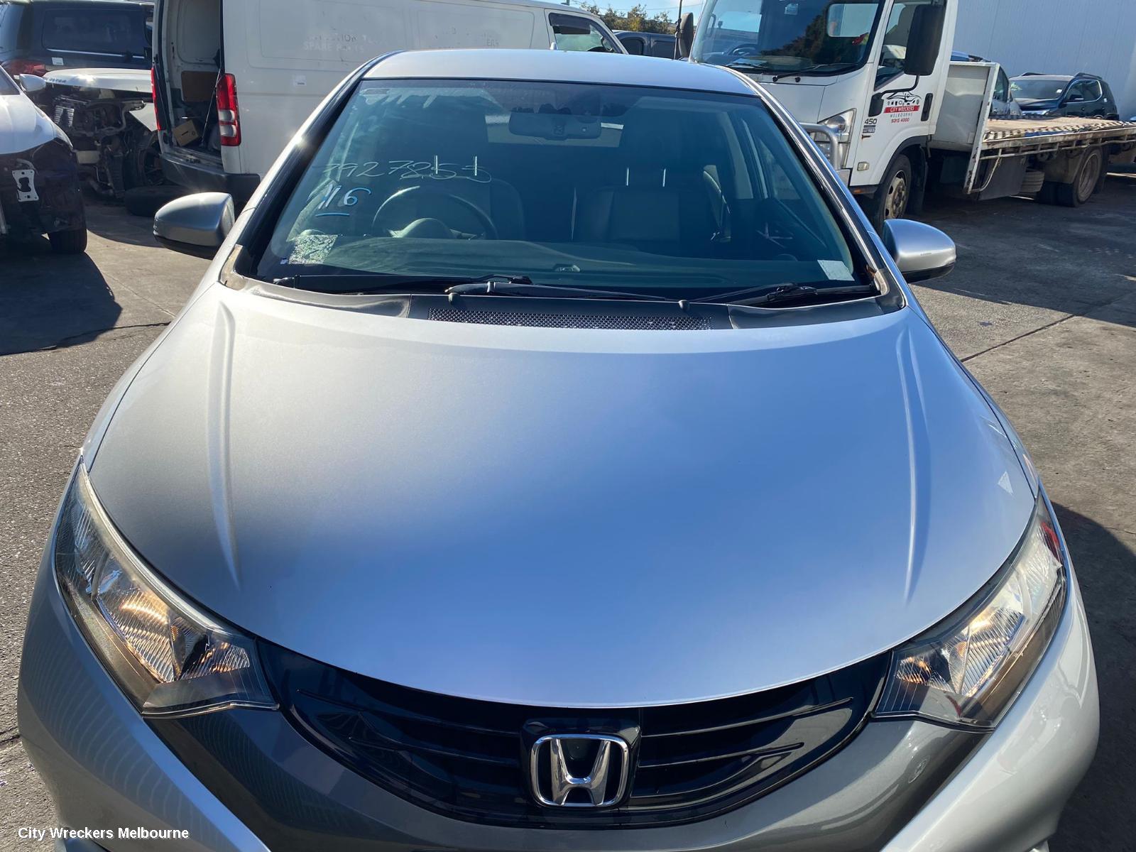HONDA CIVIC LEFT FRONT DOOR, 9TH GEN, HATCH (VIN SHHFK), 06/2012 - 03/2015