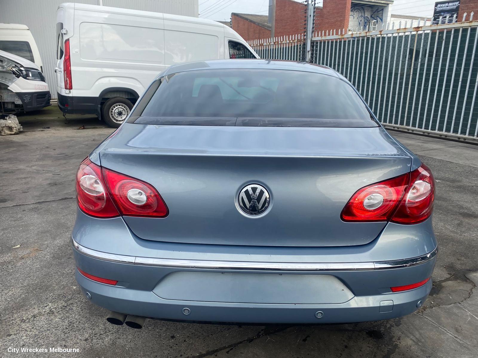 VOLKSWAGEN PASSAT LEFT FRONT DOOR, 3CC, SEDAN, 08/2008 - 12/2016