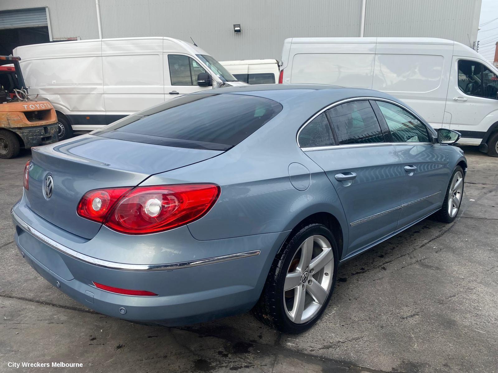 VOLKSWAGEN PASSAT LEFT FRONT DOOR, 3CC, SEDAN, 08/2008 - 12/2016