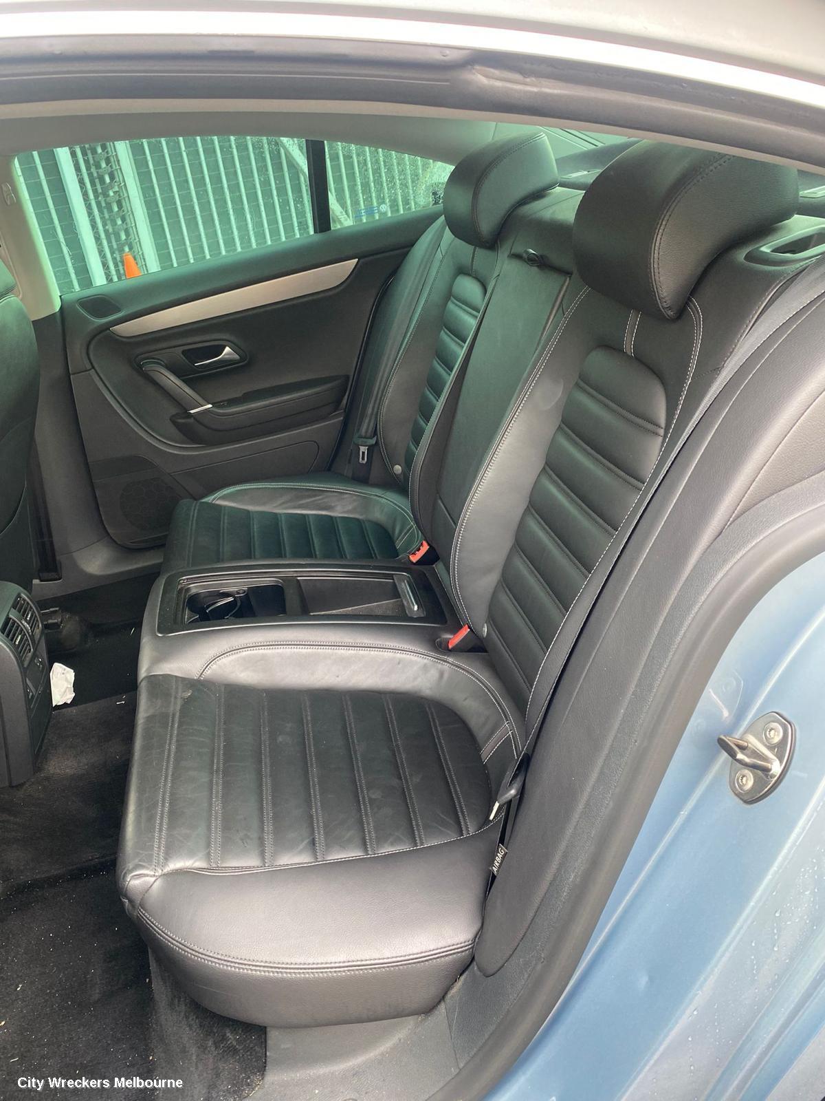 VOLKSWAGEN PASSAT LEFT FRONT DOOR, 3CC, SEDAN, 08/2008 - 12/2016