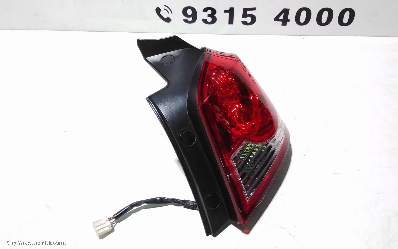 HOLDEN CRUZE RIGHT TAILLIGHT, JH, HATCH, IN BODY, 03/2011 - 01/2017