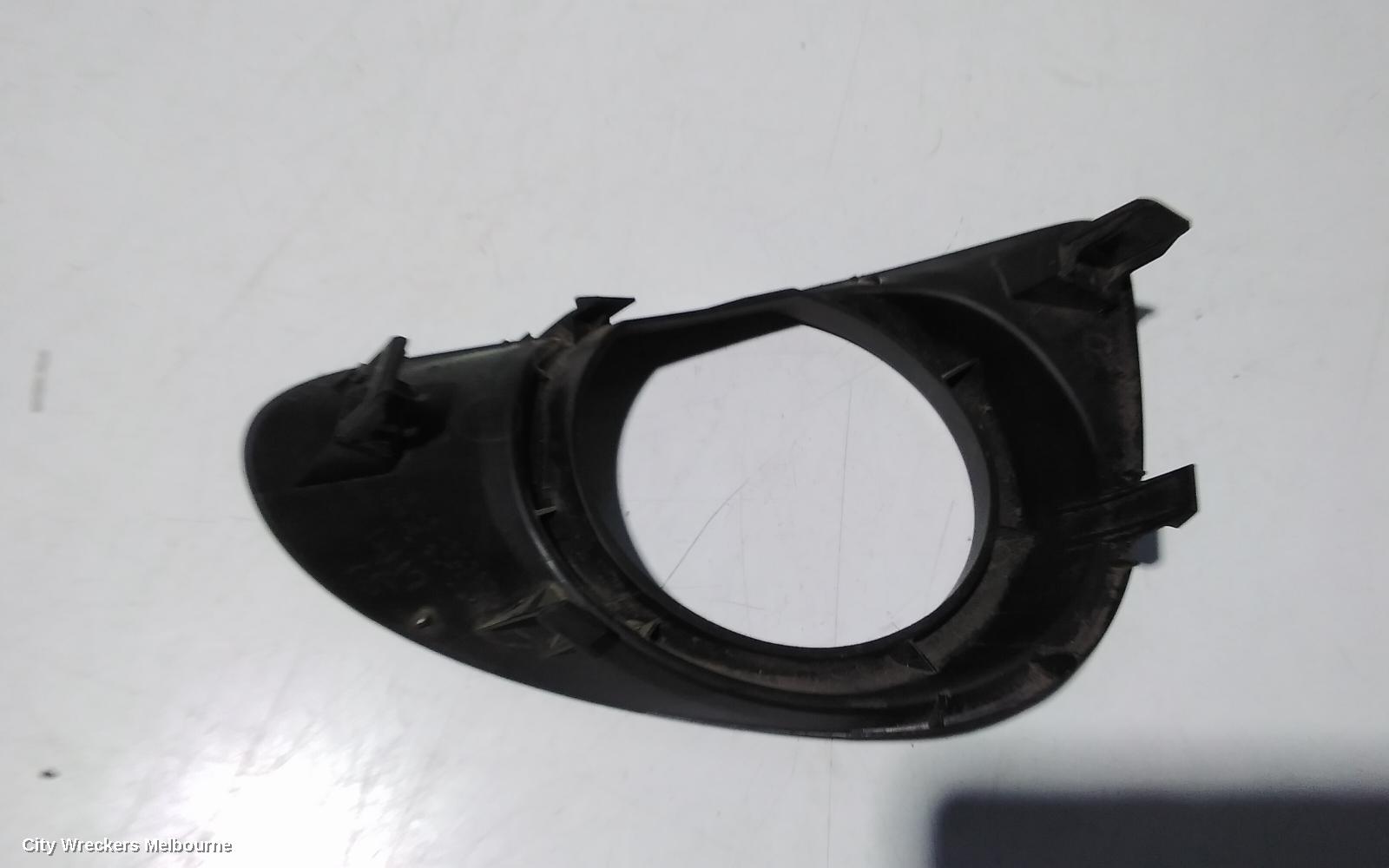 TOYOTA YARIS RIGHT INDICATOR/FOG/SIDE, BUMPER FOGLAMP, NCP9#, 10/2005 - 06/2016 (AUS ONLY)
