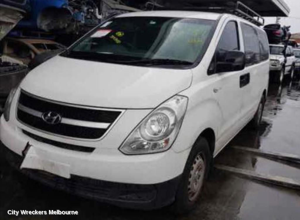 HYUNDAI ILOAD/IMAX DOOR HANDLE, OUTER, LH FRONT, COLOUR CODED, TQ, 11/2007 ONWARDS