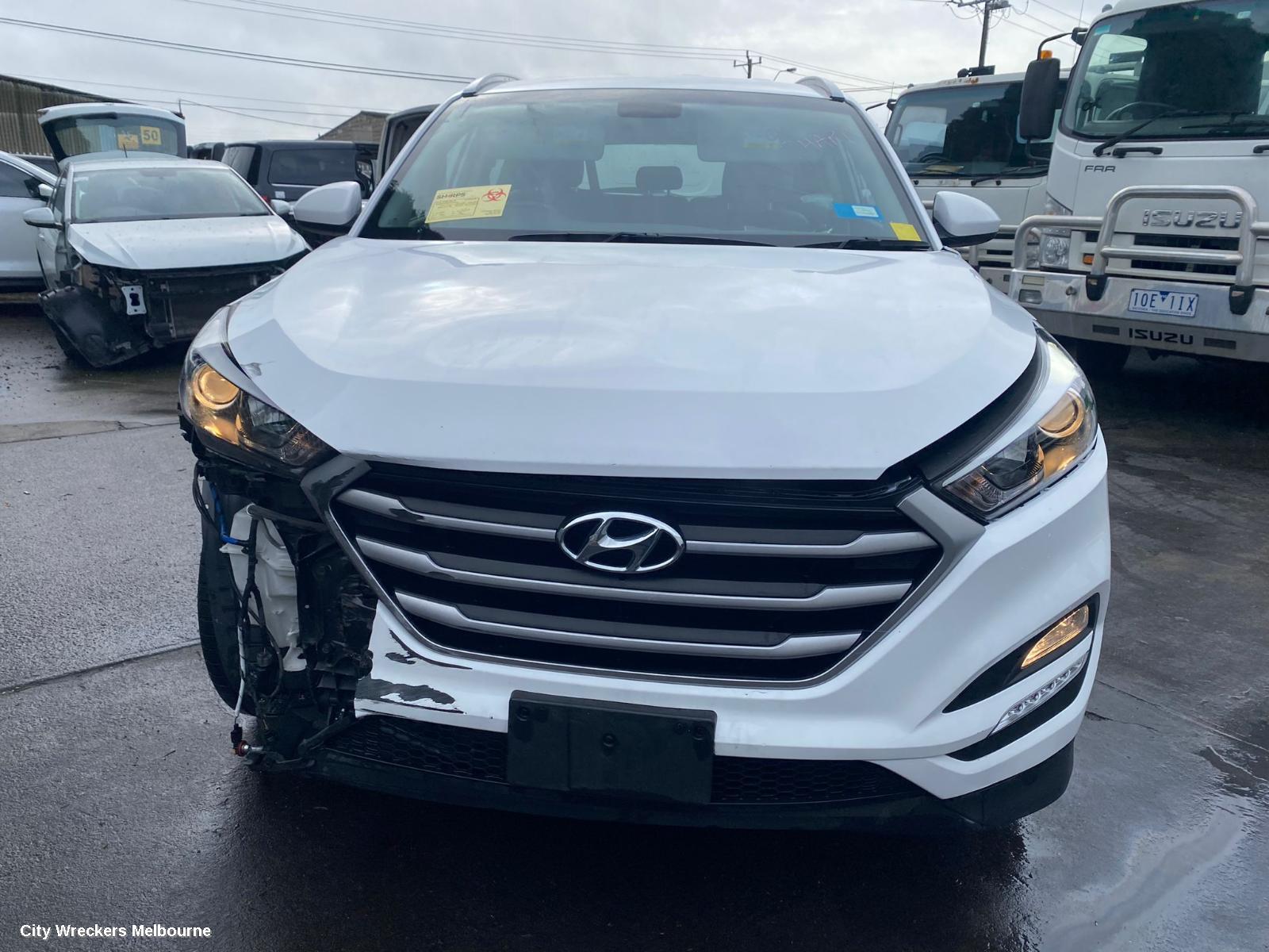 HYUNDAI TUCSON LEFT HEADLAMP, TL, ACTIVE/ACTIVE X, KOREAN BUILT (VIN KMHJ), HALOGEN TYPE, W/ DAYTIME RUNNING LAMP, 06/2015 - 06/2018