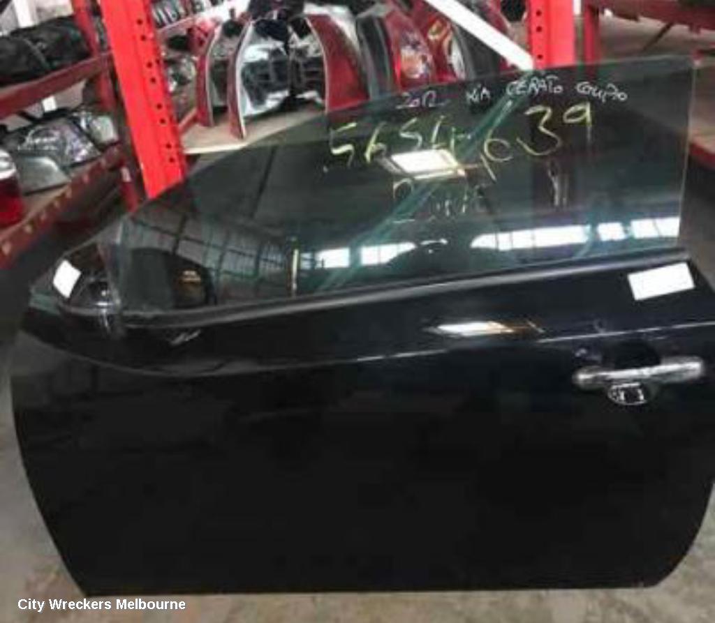 KIA CERATO LEFT FRONT DOOR, TD, COUPE/KOUP, 07/2009 - 03/2013
