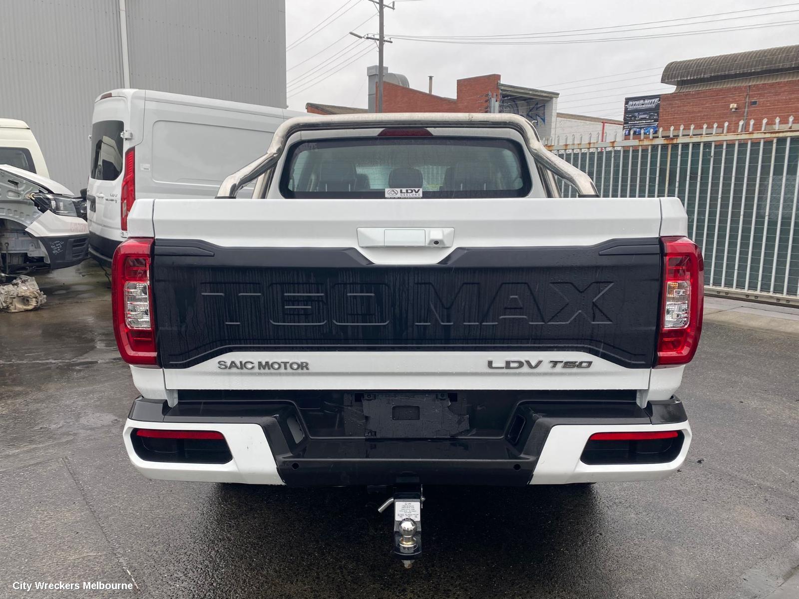 LDV T60 RIGHT FRONT DOOR WINDOW, SK8C, 07/2017 ONWARDS