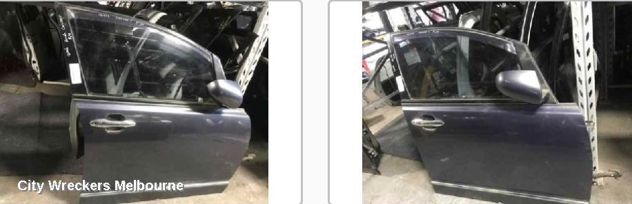 HONDA ODYSSEY RIGHT FRONT DOOR, RB (10TH VIN = 7/8), 05/2006 - 03/2009