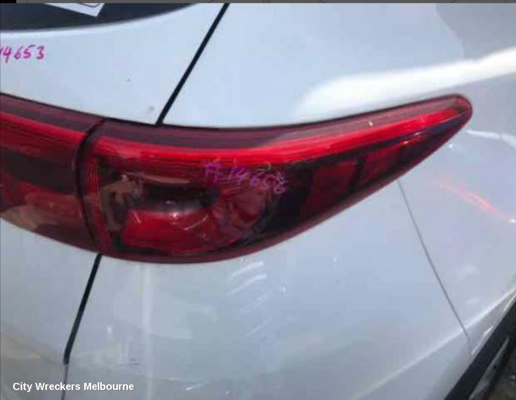 KIA SPORTAGE HIGH LEVEL STOPLIGHT, QL, 10/2015 - 08/2021