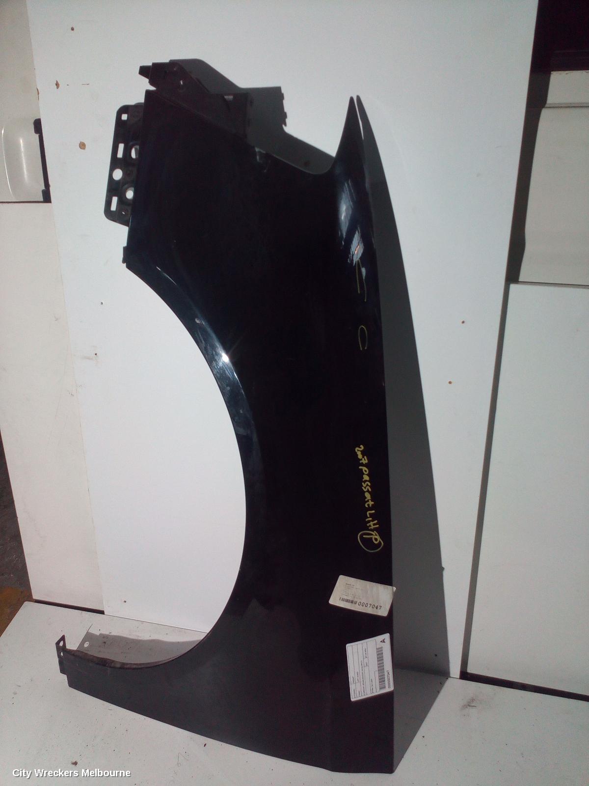 VOLKSWAGEN PASSAT LEFT GUARD, 3C/MK6 B6, SEDAN/WAGON, 03/2006 - 09/2010
