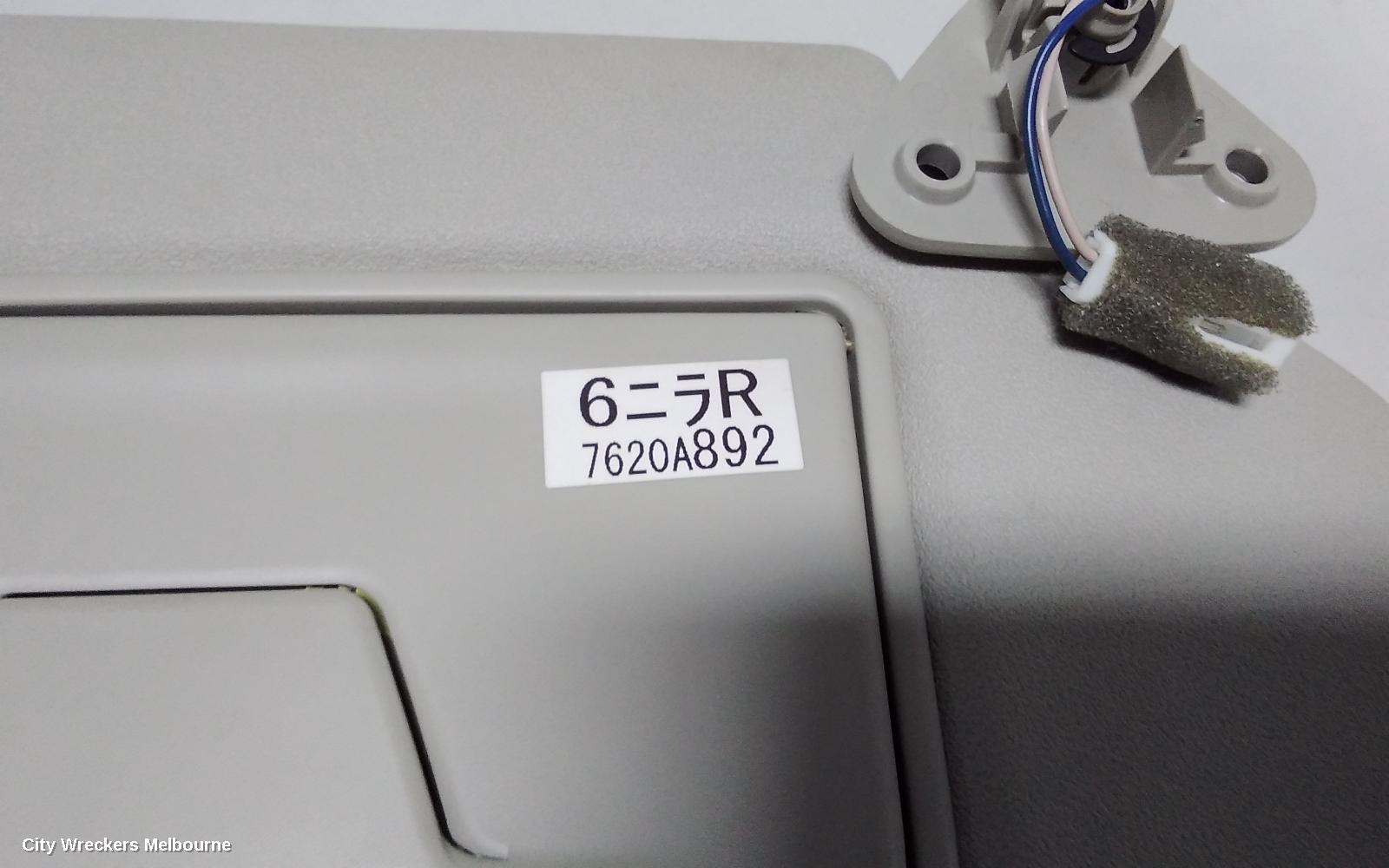 MITSUBISHI OUTLANDER SUNVISOR, ZJ, RH SIDE, 10/2012 - 03/2015