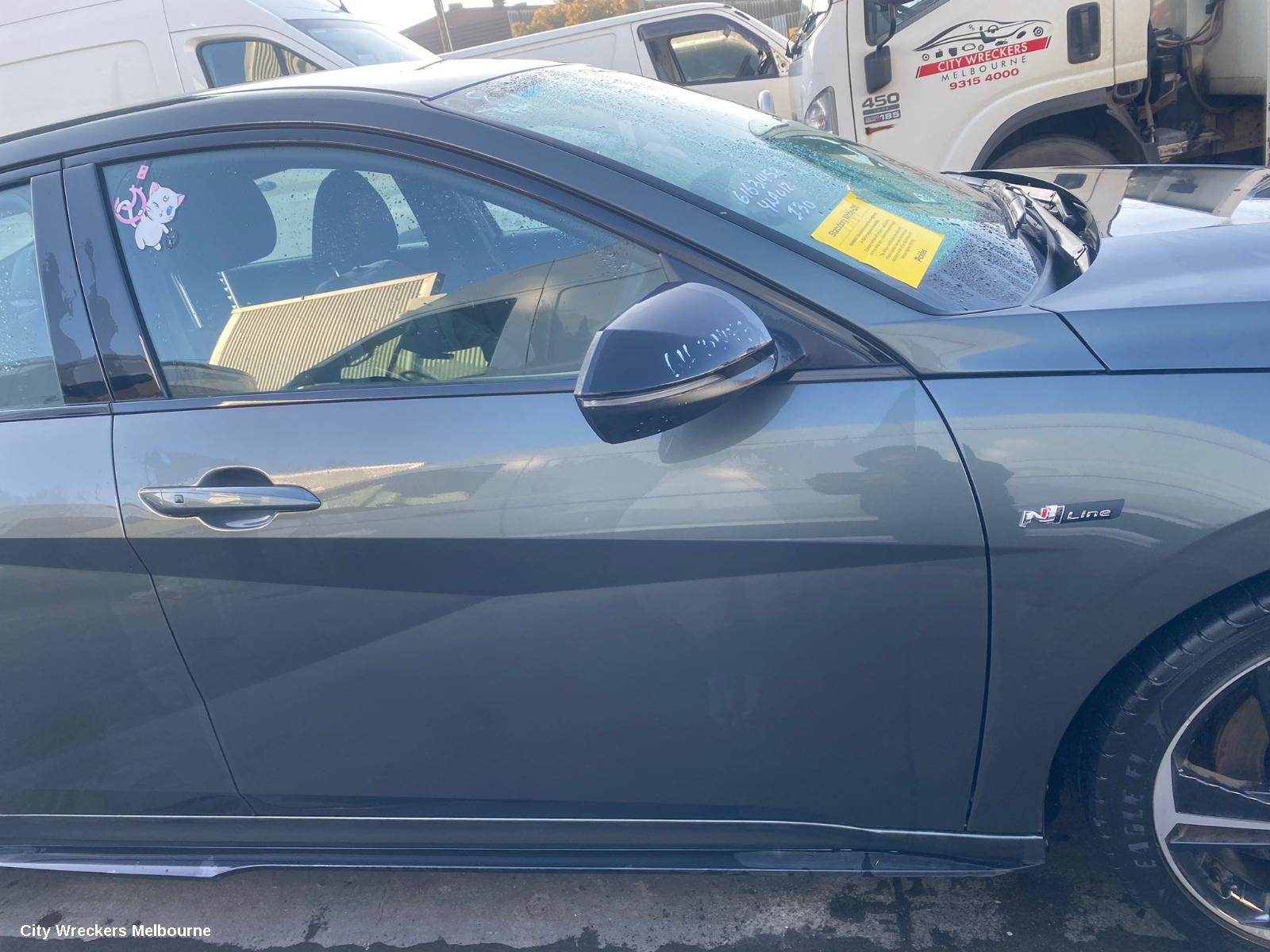 HYUNDAI I30 CONSOLE, PD, CONSOLE LID ONLY, HATCH, 03/2017 ONWARDS