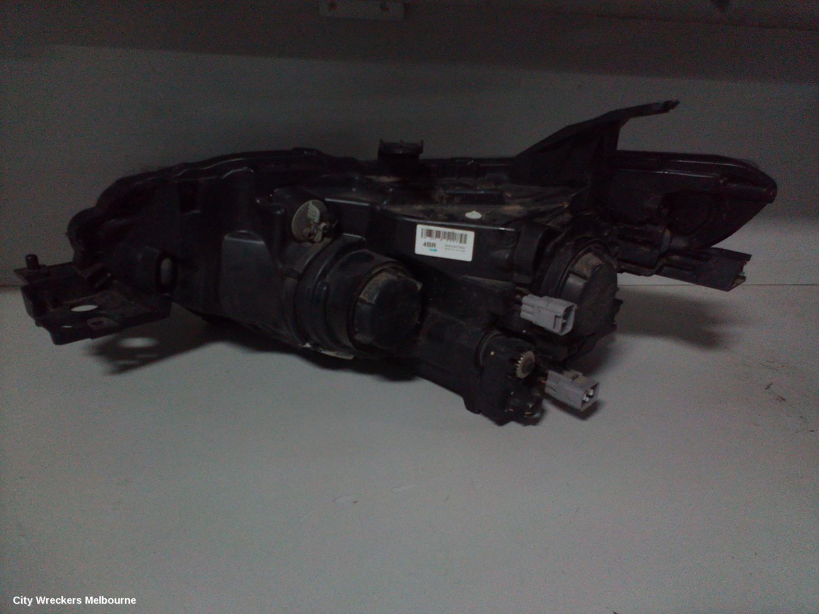 MITSUBISHI OUTLANDER RIGHT HEADLAMP, ZJ, HALOGEN, 10/2012 - 03/2015