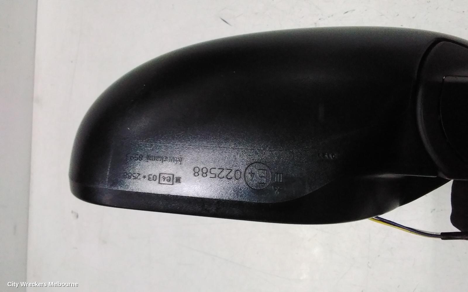 MITSUBISHI OUTLANDER RIGHT DOOR MIRROR, ZJ, NON FLASHER TYPE (3 WIRE), 10/2012 - 03/2015