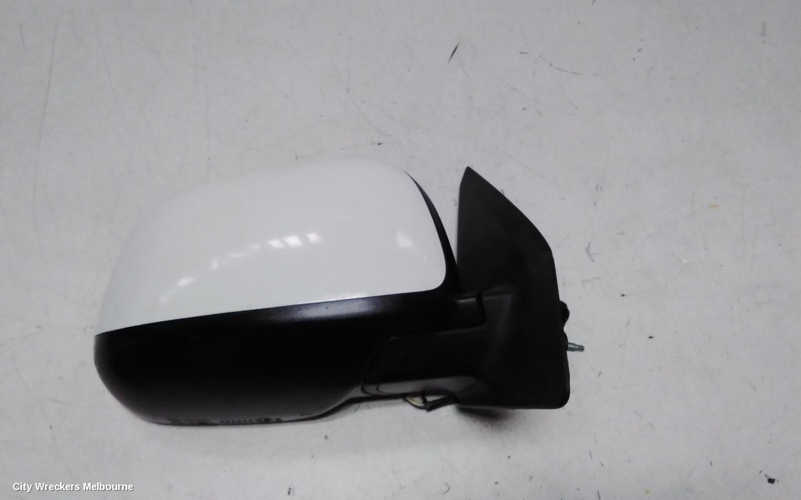 MITSUBISHI OUTLANDER RIGHT DOOR MIRROR, ZJ, NON FLASHER TYPE (3 WIRE), 10/2012 - 03/2015