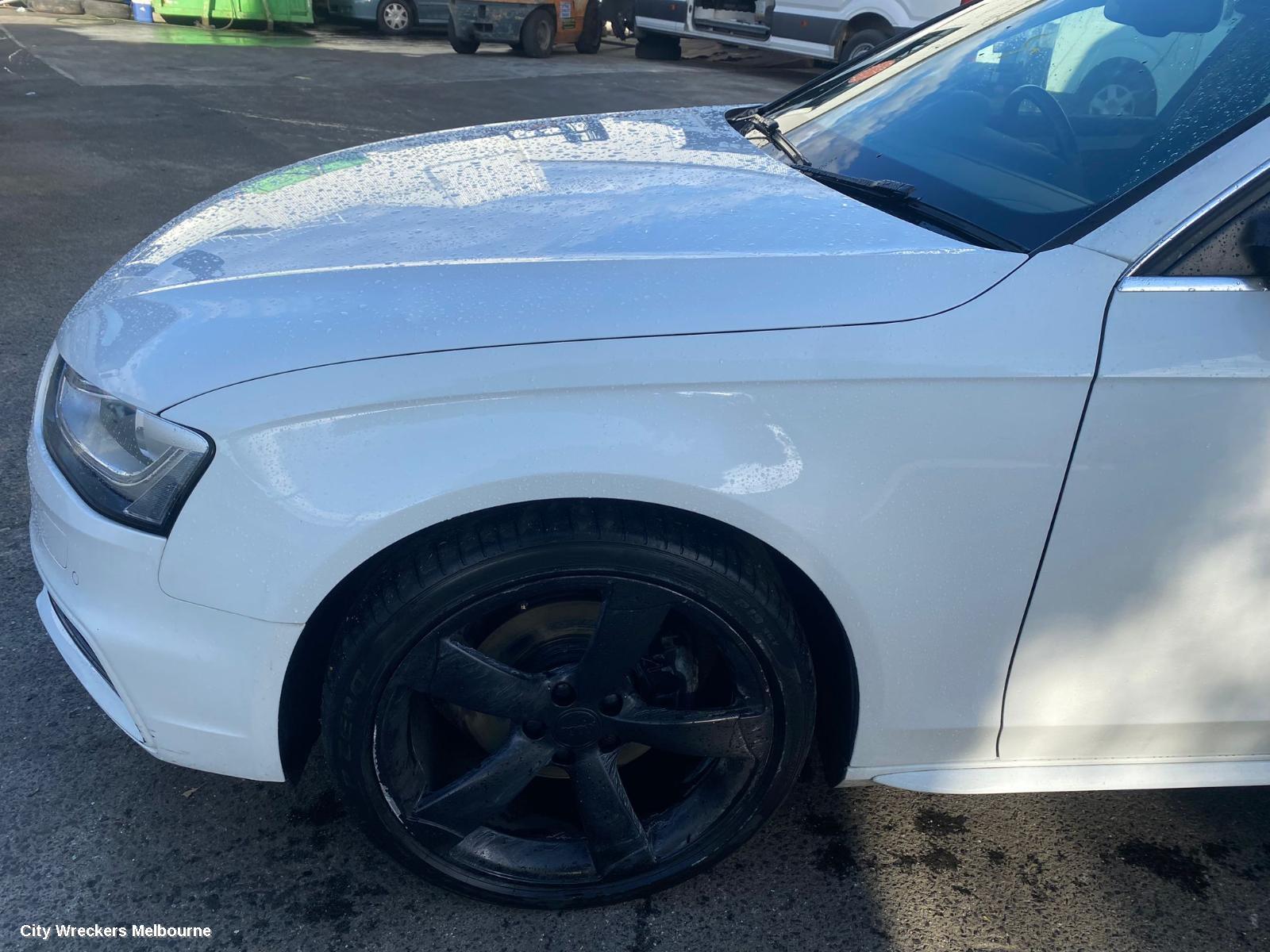 AUDI A4 RIGHT GUARD, B8 8K (A4/S4), 07/2012 - 01/2016