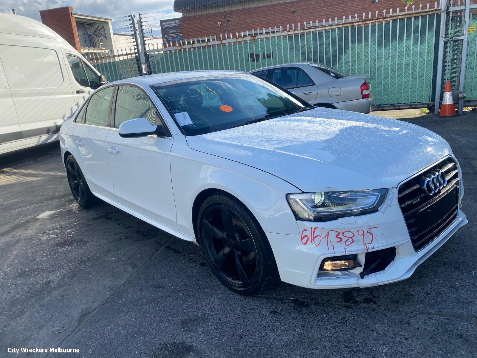 AUDI A4 RIGHT GUARD, B8 8K (A4/S4), 07/2012 - 01/2016