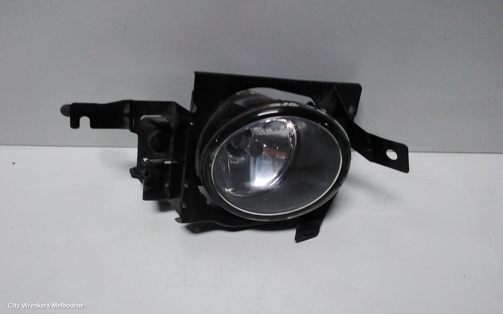 NISSAN MAXIMA RIGHT INDICATOR/FOG/SIDE, BUMPER FOGLAMP, J32, 05/2010 - 09/2014