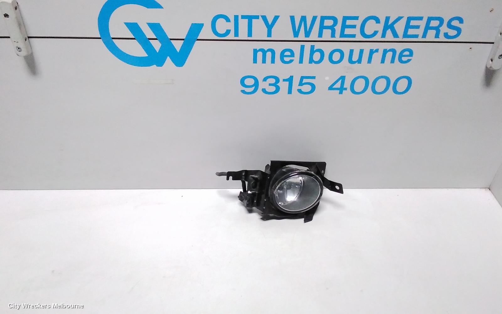 NISSAN MAXIMA RIGHT INDICATOR/FOG/SIDE, BUMPER FOGLAMP, J32, 05/2010 - 09/2014