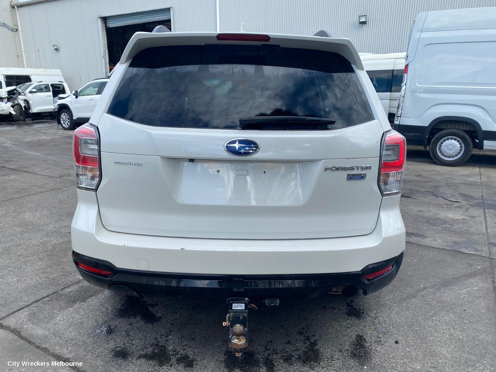 SUBARU FORESTER LEFT HEADLAMP, SJ, HALOGEN TYPE, 02/2016 - 08/2018