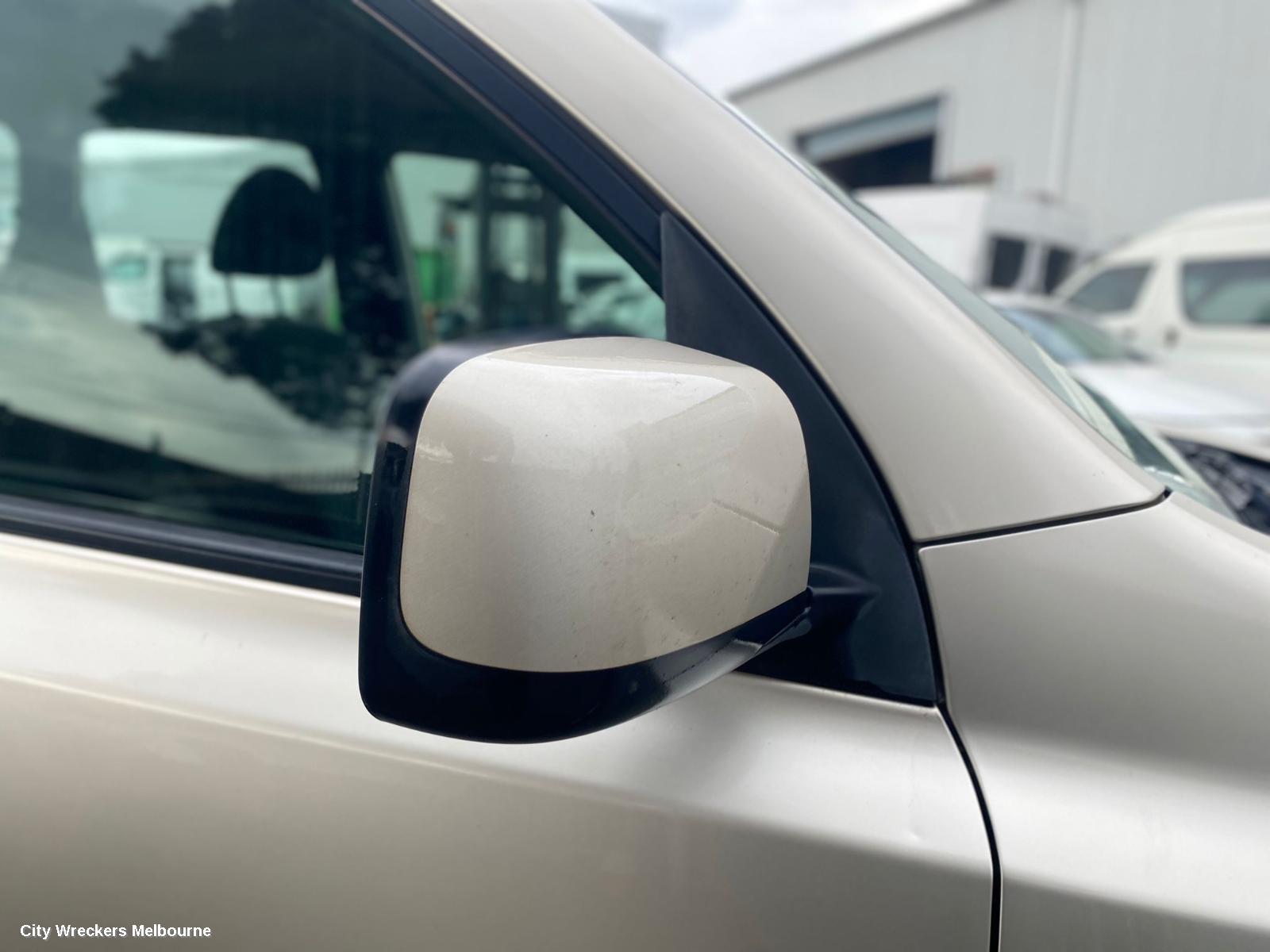 NISSAN XTRAIL RIGHT TAILLIGHT, T31, IN BODY, LED TYPE, 07/2010 - 12/2013